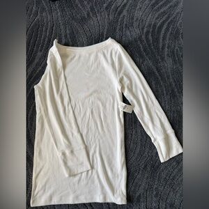NWT GAP white 3/4 sleeve t shirt